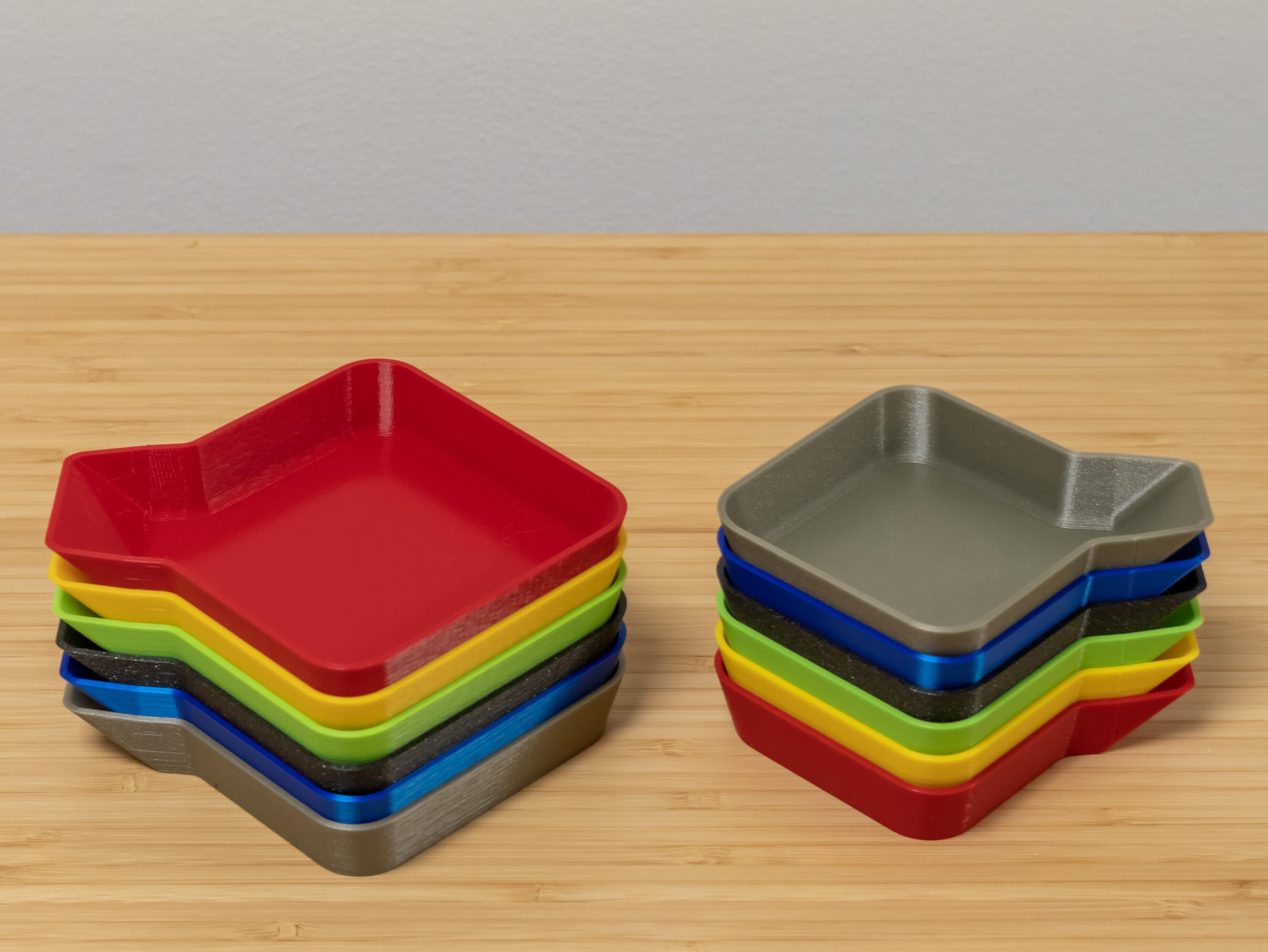 Stapelbare Schälchen für Brettspiele • Boardgame Trays